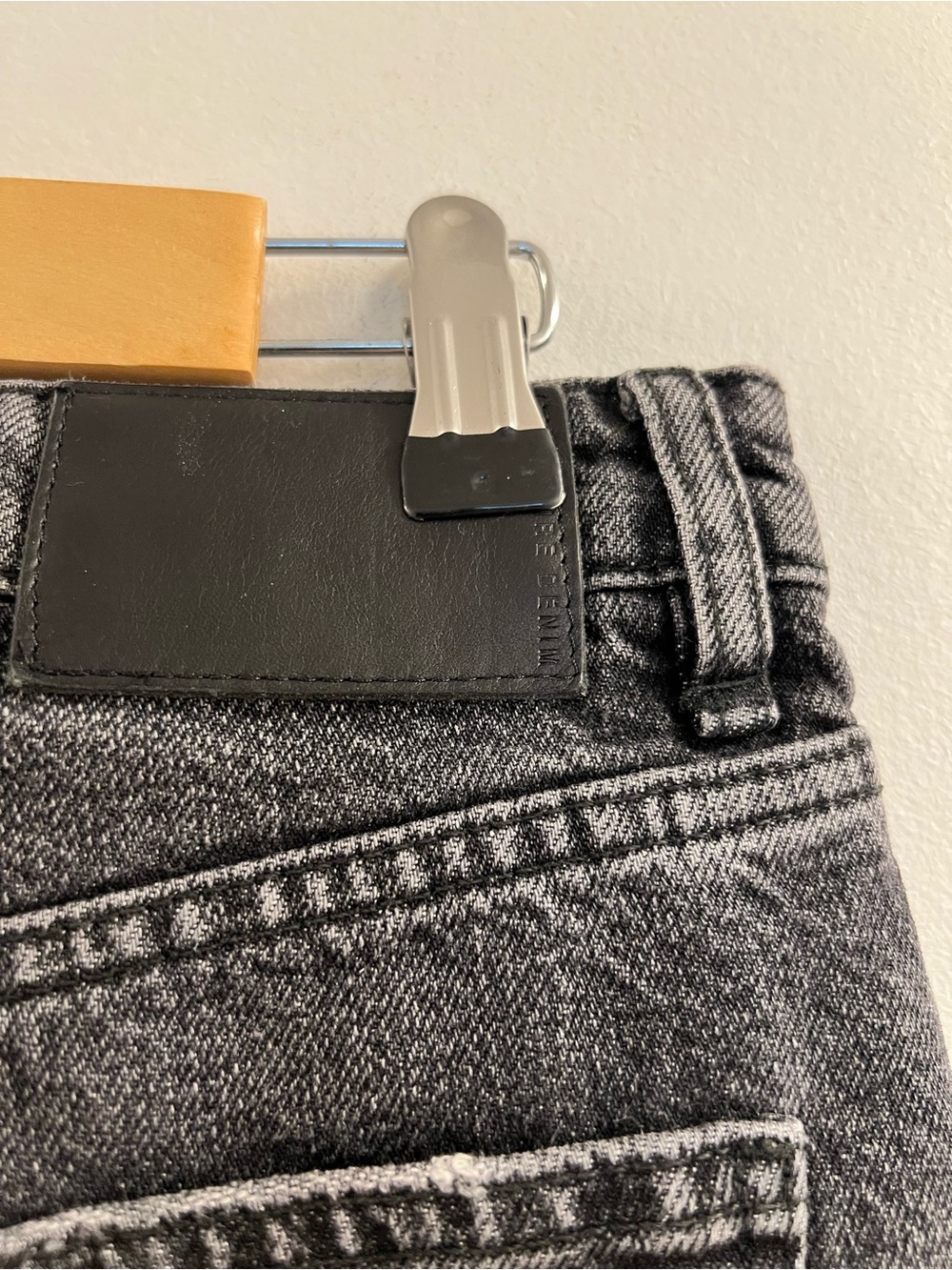 88. Zara High Rise Mom Fit Black Jeans - Picture 10 of 13